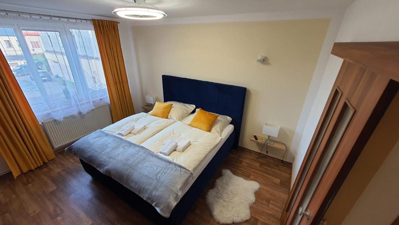 Apartman U Posty Kraliky Exterior foto