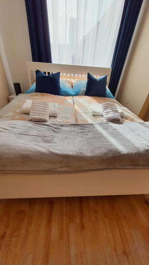 Apartman U Posty Kraliky Exterior foto